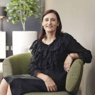 Jennifer (Jennifer) Keenan