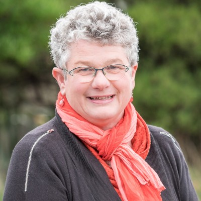 Mrs Carol Renouf