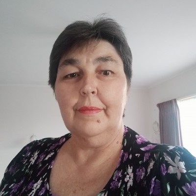 Suzanne (Suzanne) Hodge