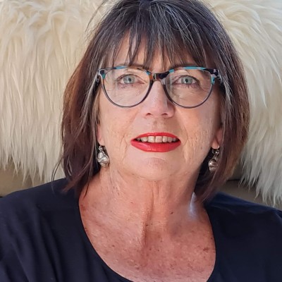 Ingrid Saxton